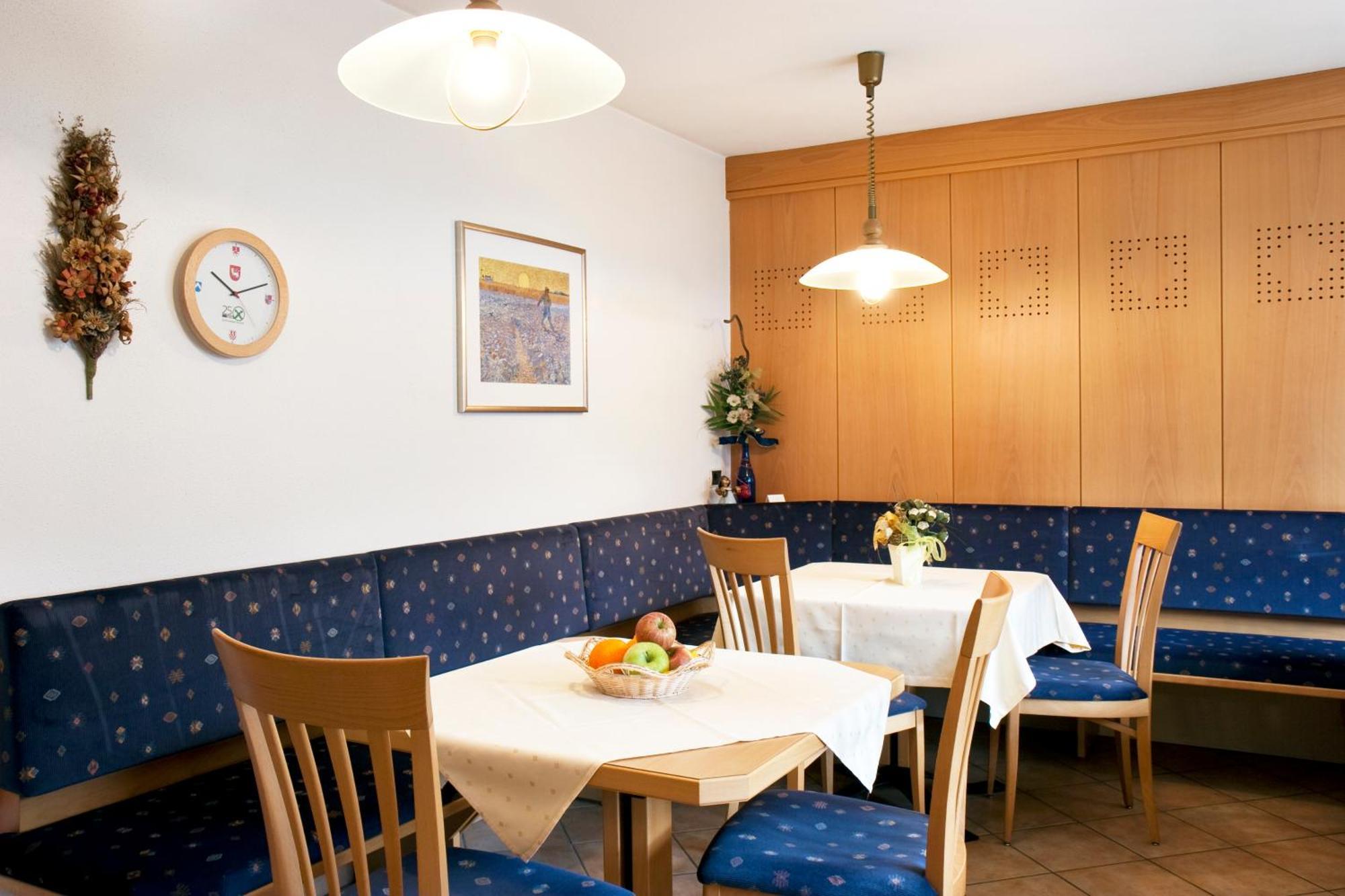 Bed and Breakfast Garni Renzler Rasun di Sopra Exterior foto